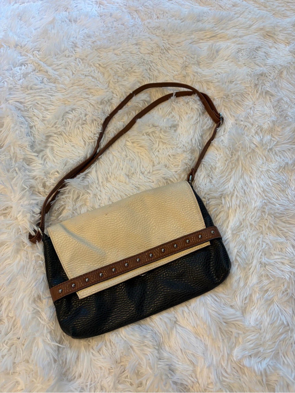 Style & Co. Cream and Black Shoulder Bag with Brown Trim
